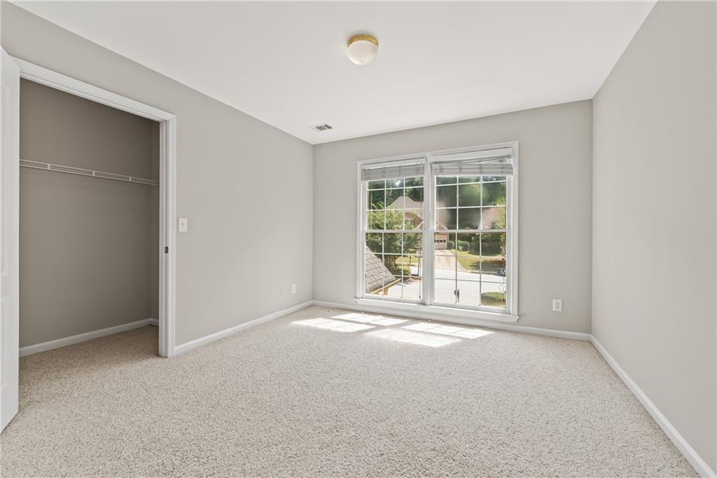 2878 Calhoun Square Suwanee, GA 30024 - Photo 32 of 42