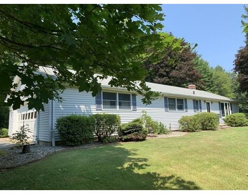 557 Southbridge Road Warren, MA 01585 - Photo 1 of 30 a front view of a house with garden