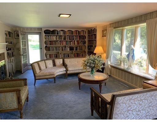 557 Southbridge Road Warren, MA 01585 - Photo 9 of 30 a living room with furniture and a window