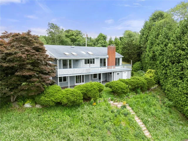 $1,199,900 | 55 West Main Road, Little Compton, RI 02837
