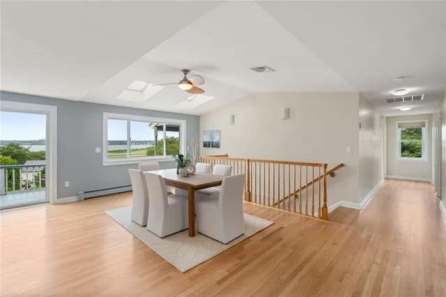 $1,199,900 | 55 West Main Road, Little Compton, RI 02837