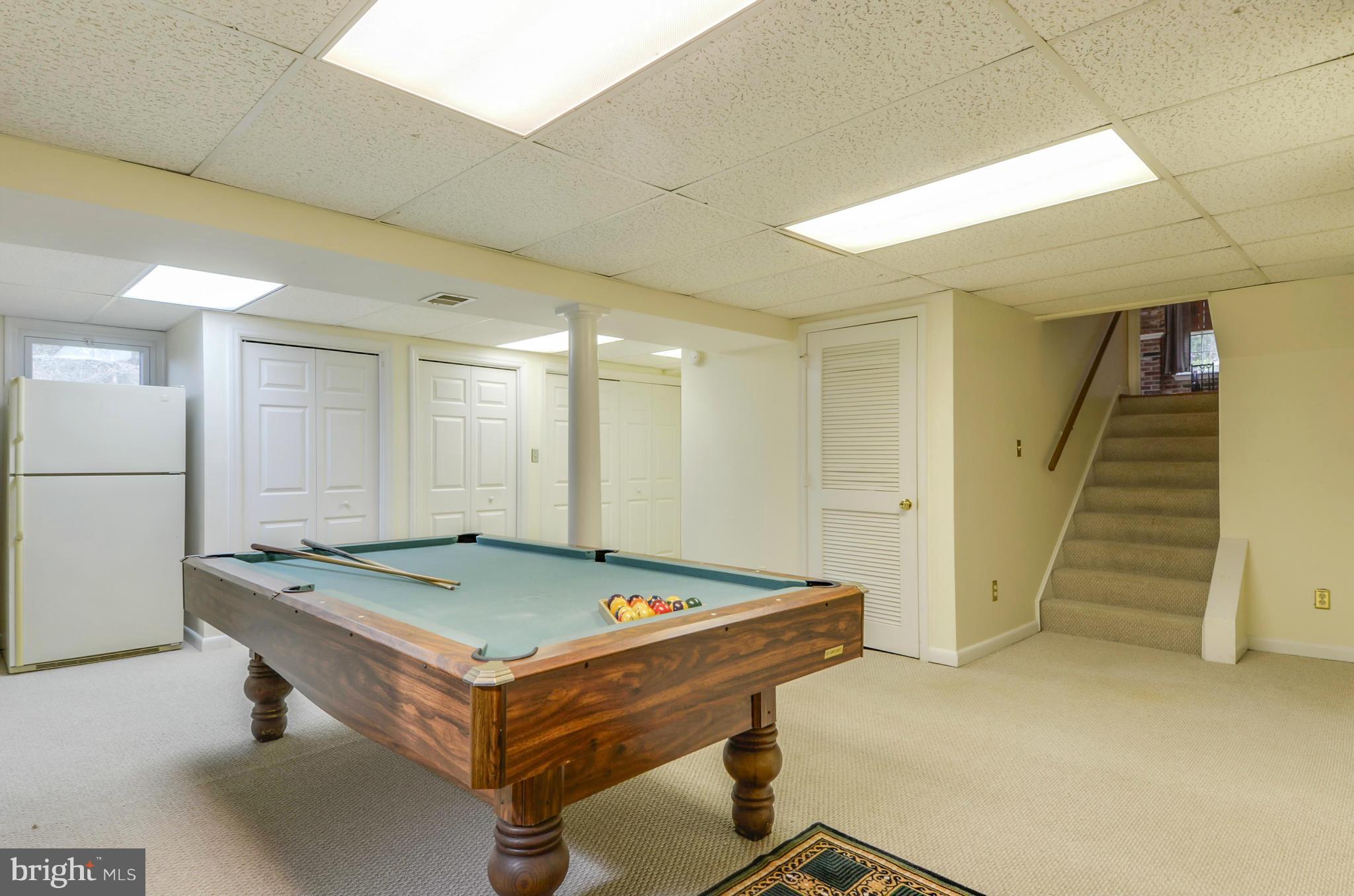 1395 Kimblewick Road Potomac, MD 20854 - Photo 23 of 30 a room with pool table