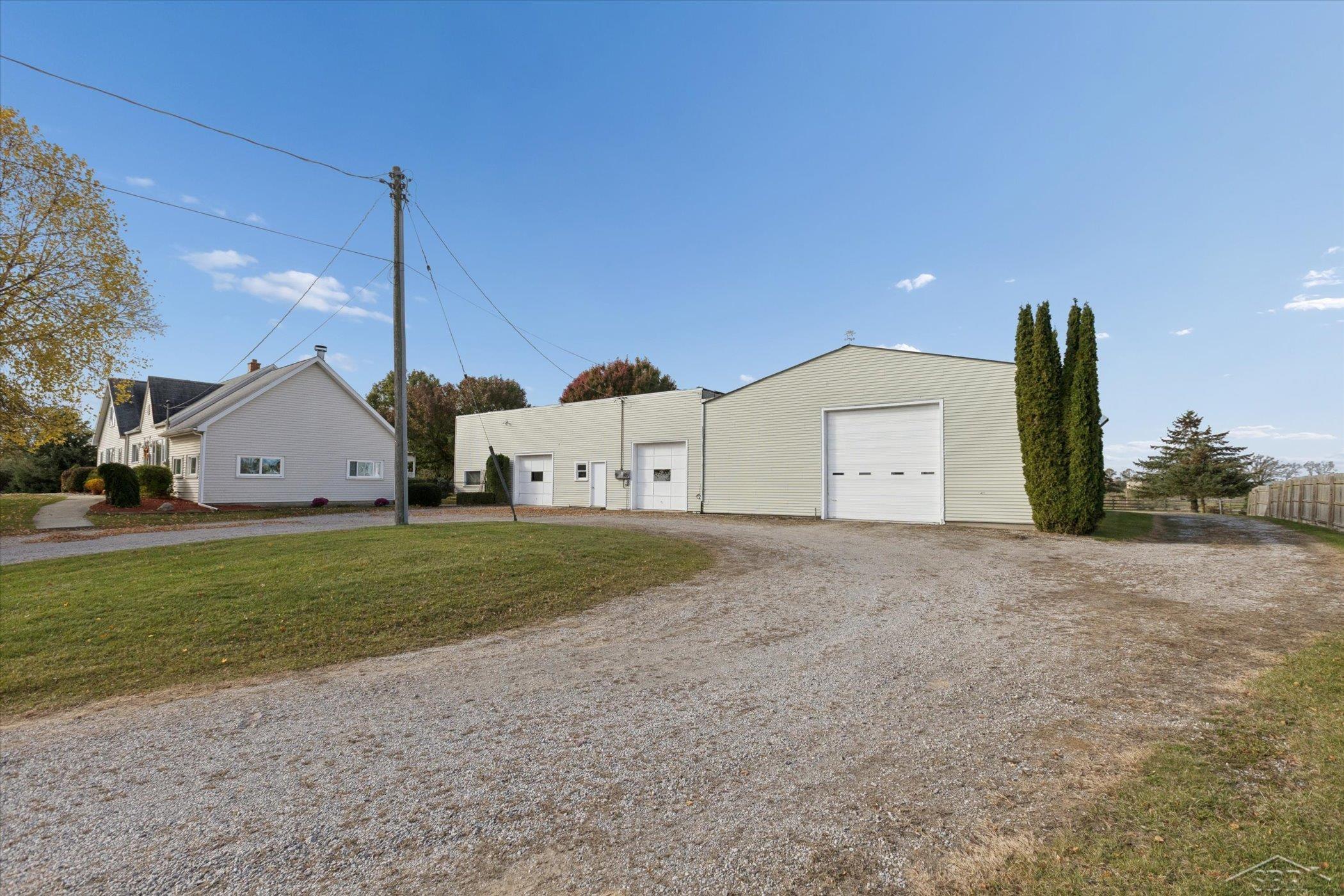7165 Hospital Road Freeland, MI 48623 - Photo 2 of 83