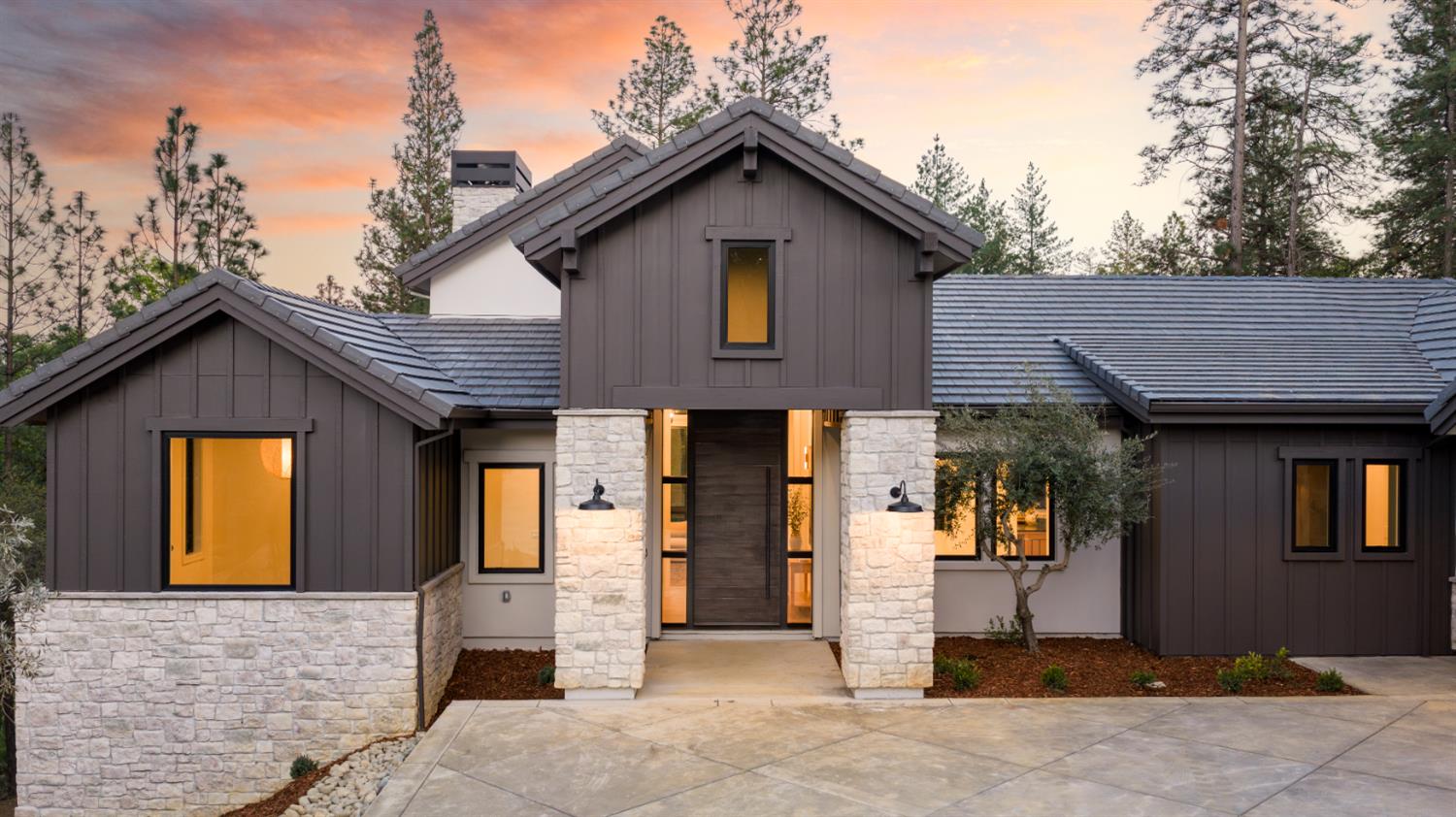 1632 The Point Meadow Vista, CA 95722 - Photo 9 of 61