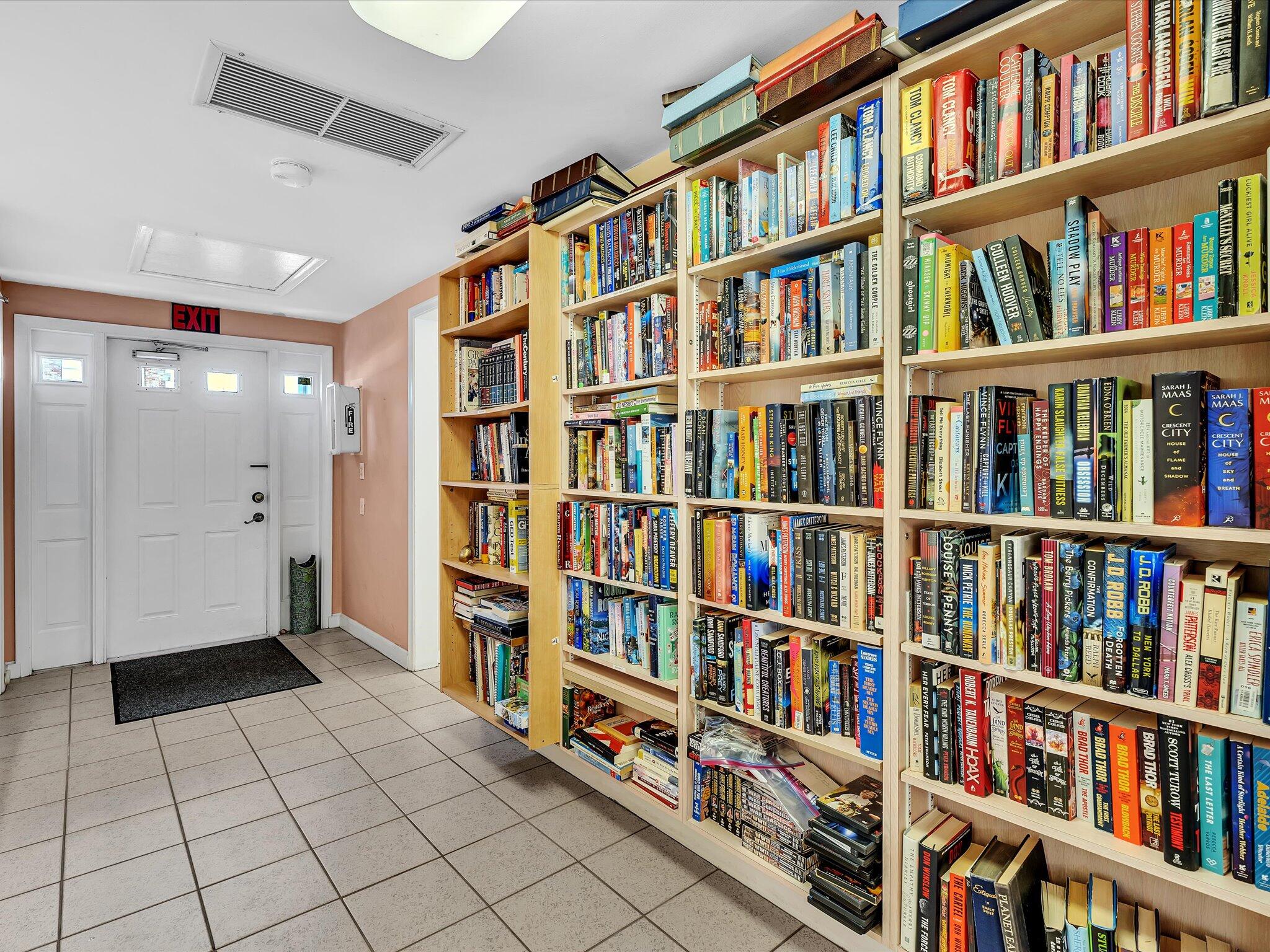 350 South Cypress Road, Unit 501 Pompano Beach, FL 33060 - Photo 42 of 48 Library