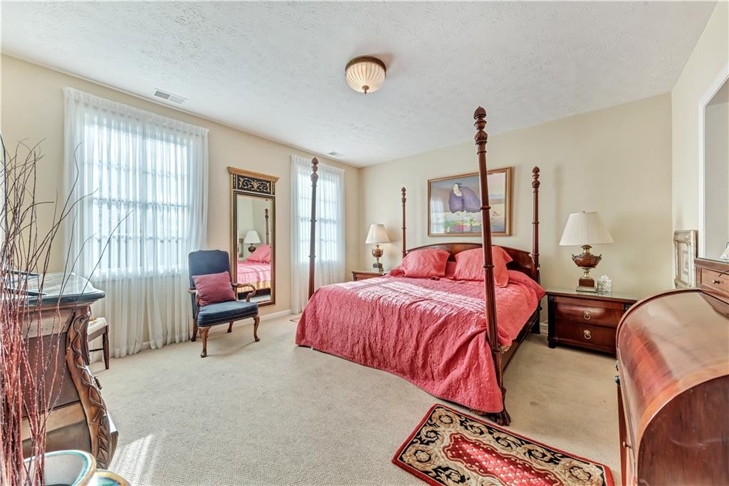 1047 Parkview Boulevard Pittsburgh, PA 15217 - Photo 14 of 25