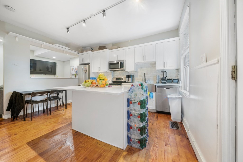 77 Webster Street Boston, MA 02128 - Photo 18 of 32