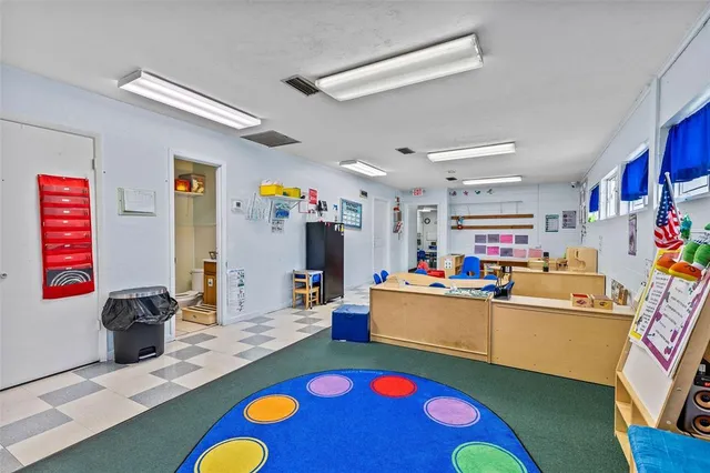 $870,000 | 258 Southwest Columbia Avenue, Lake City, FL 32025