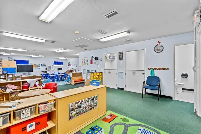 $870,000 | 258 Southwest Columbia Avenue, Lake City, FL 32025