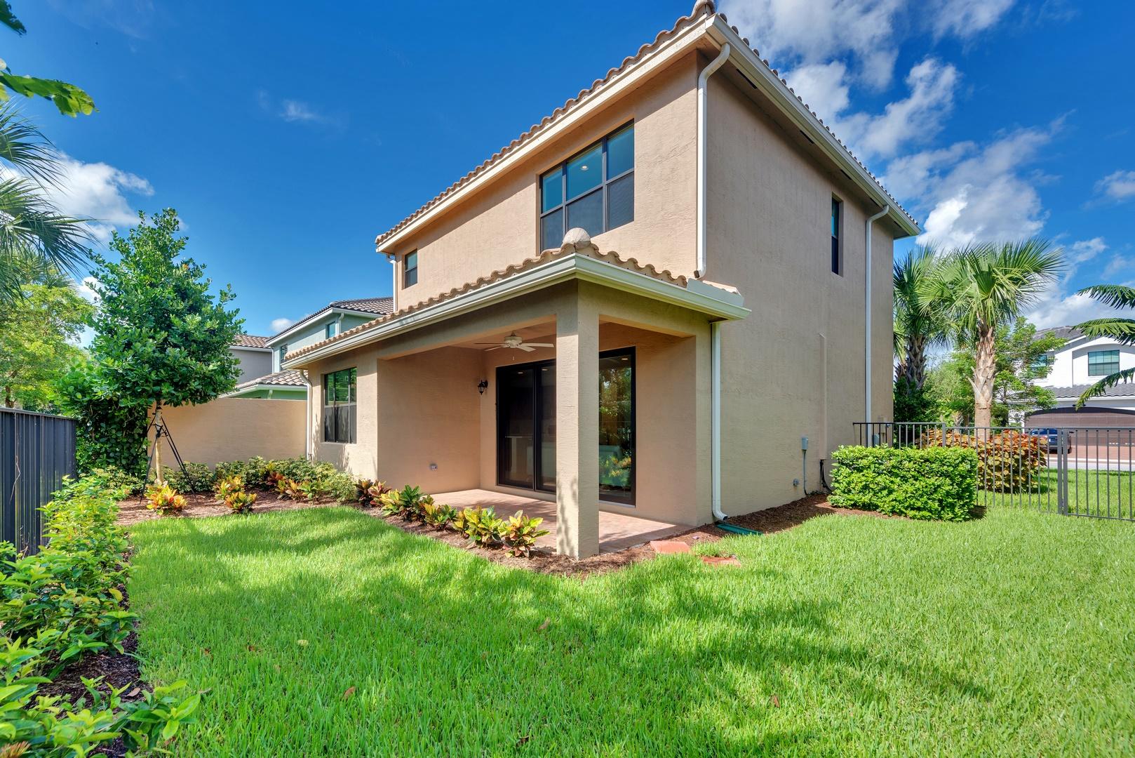 14172 Rock Salt Road Delray Beach, FL 33446 - Photo 27 of 57 Backyard