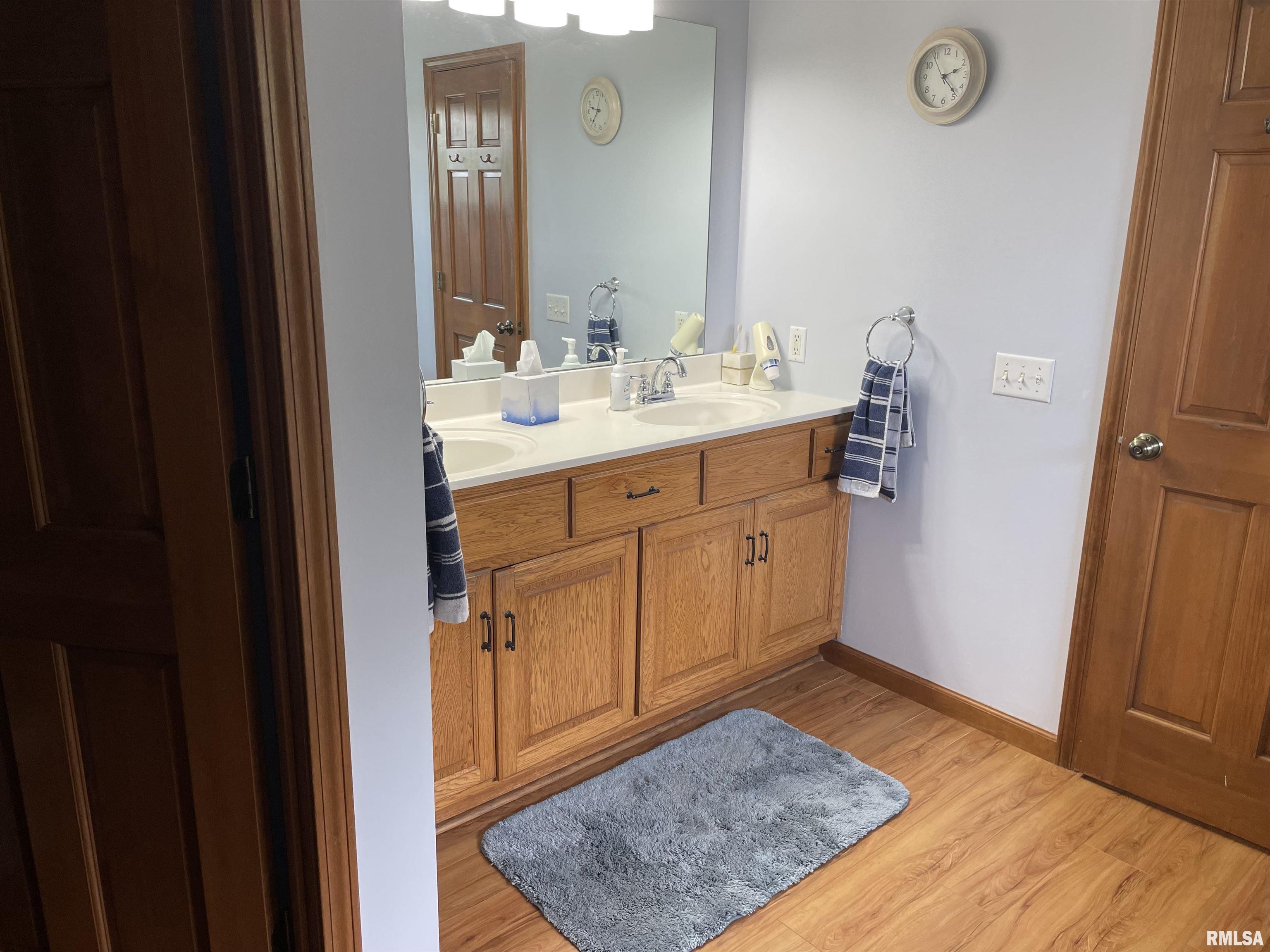2201 Redlands Drive Springfield, IL 62711 - Photo 12 of 95 Gallery Image 12