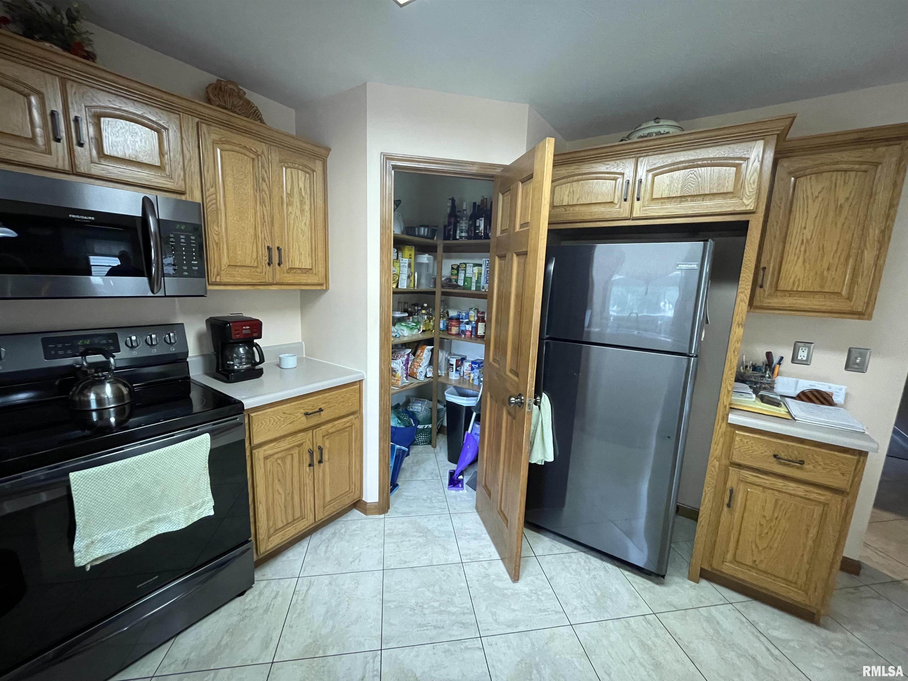 2201 Redlands Drive Springfield, IL 62711 - Photo 34 of 95 Gallery Image 34
