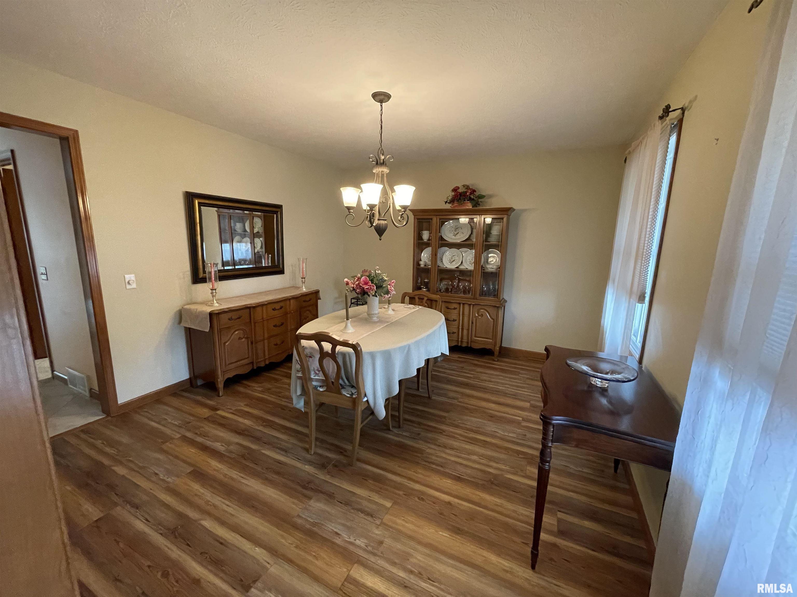 2201 Redlands Drive Springfield, IL 62711 - Photo 38 of 95 Gallery Image 38