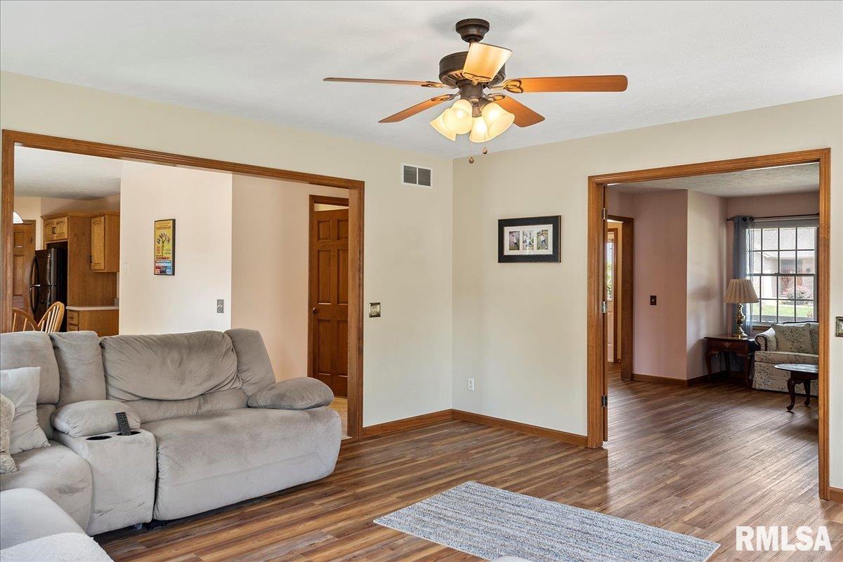 2201 Redlands Drive Springfield, IL 62711 - Photo 89 of 95 Gallery Image 89