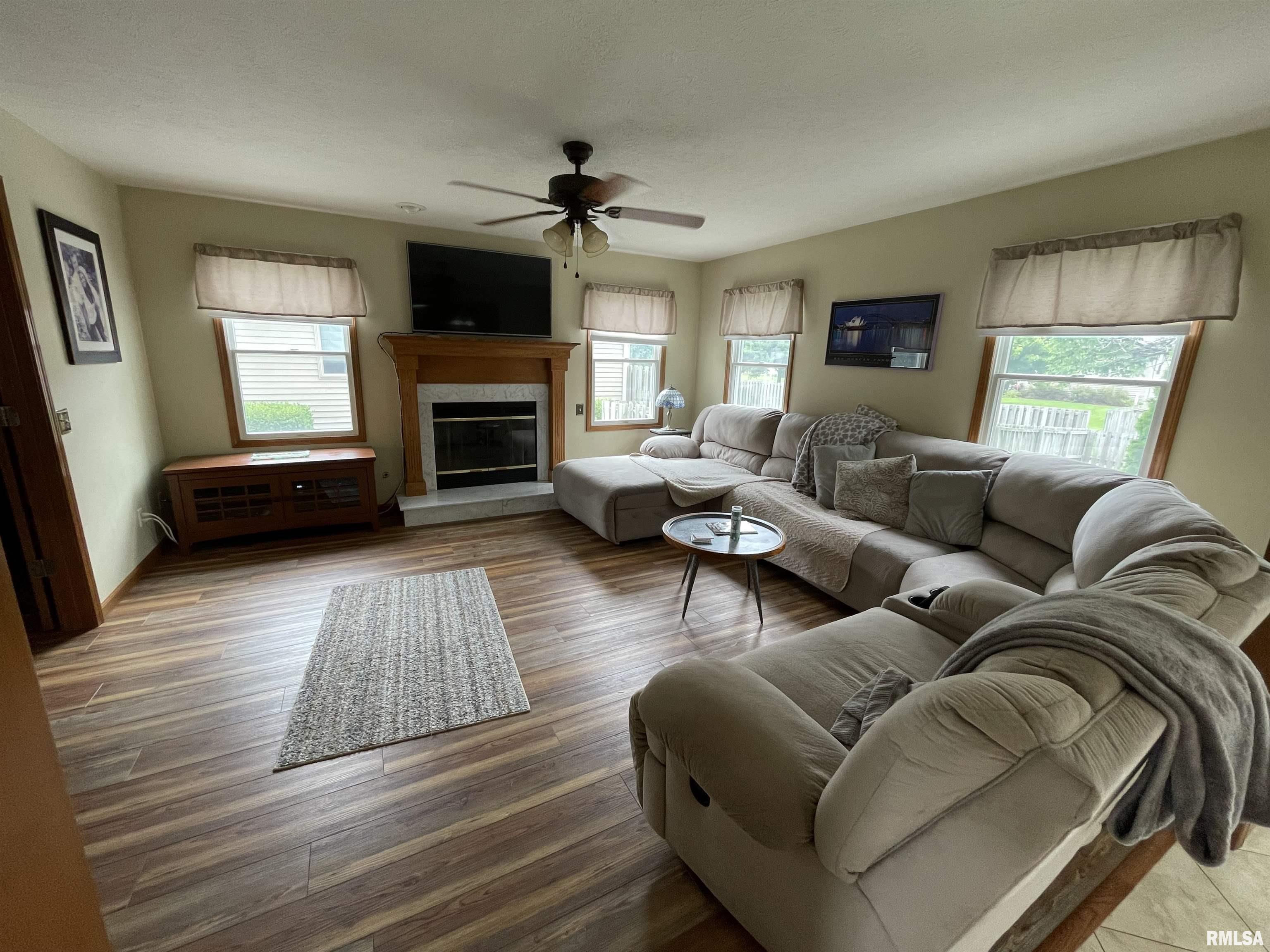 2201 Redlands Drive Springfield, IL 62711 - Photo 9 of 95 Gallery Image 9