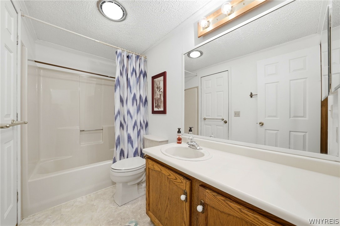 22 Cypress Road Cheektowaga, NY 14227 - Photo 15 of 28