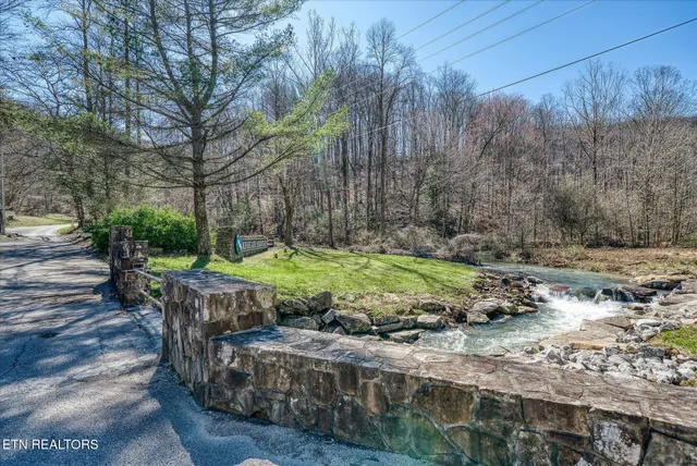 $137,000 | 391 Moytoy Road, Unit U 206, Crab Orchard, TN 37723