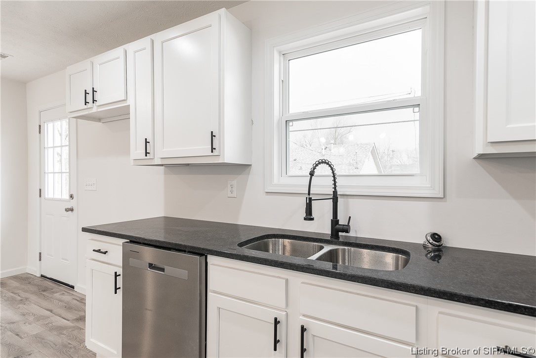 332 Ridge Road Charlestown, IN 47111 - Photo 8 of 15 Gallery Image 8