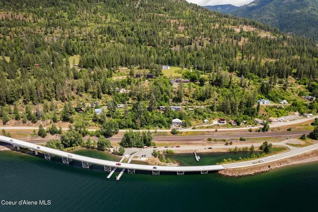 $89,000 | 260 Highland Avenue, Hope, ID 83836