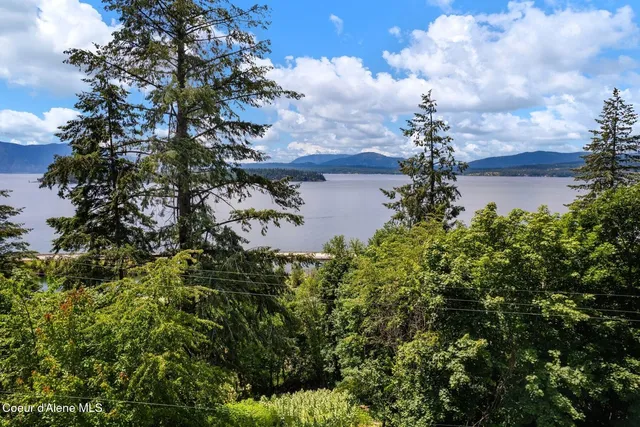 $89,000 | 260 Highland Avenue, Hope, ID 83836