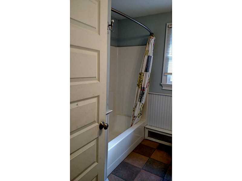 73 Oak Road South Kingstown, RI 02879 - Photo 13 of 25 Bathroom.