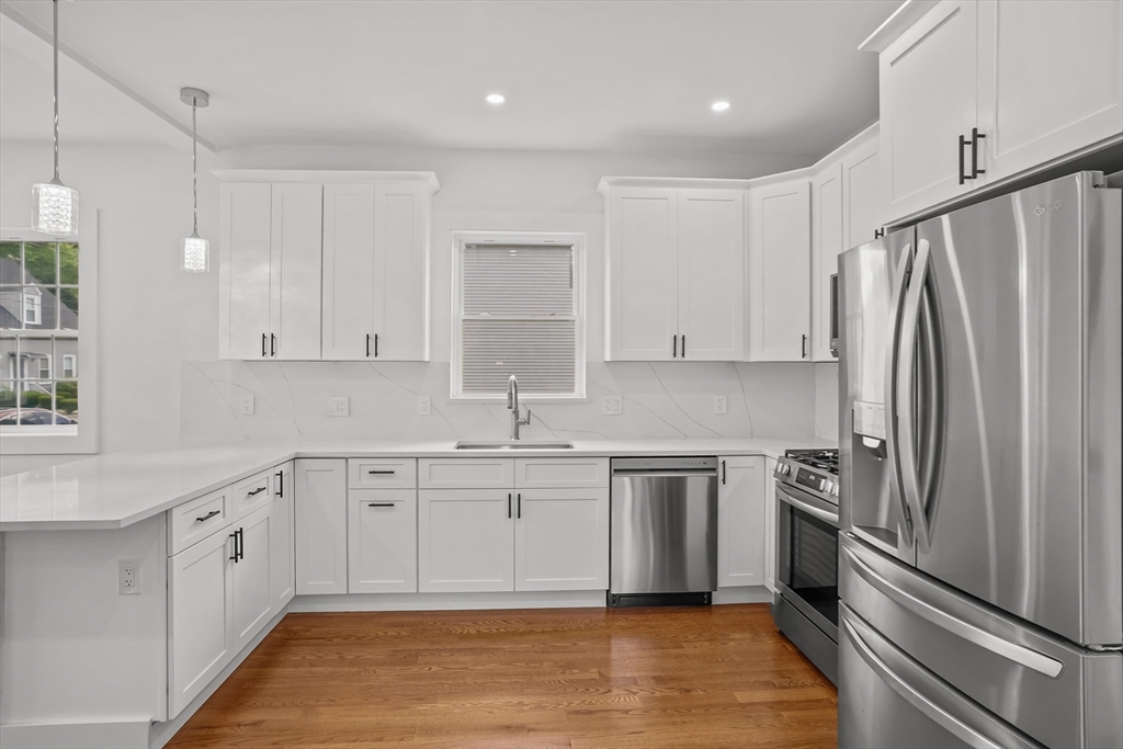 24 Cottage Street Taunton, MA 02780 - Photo 11 of 41