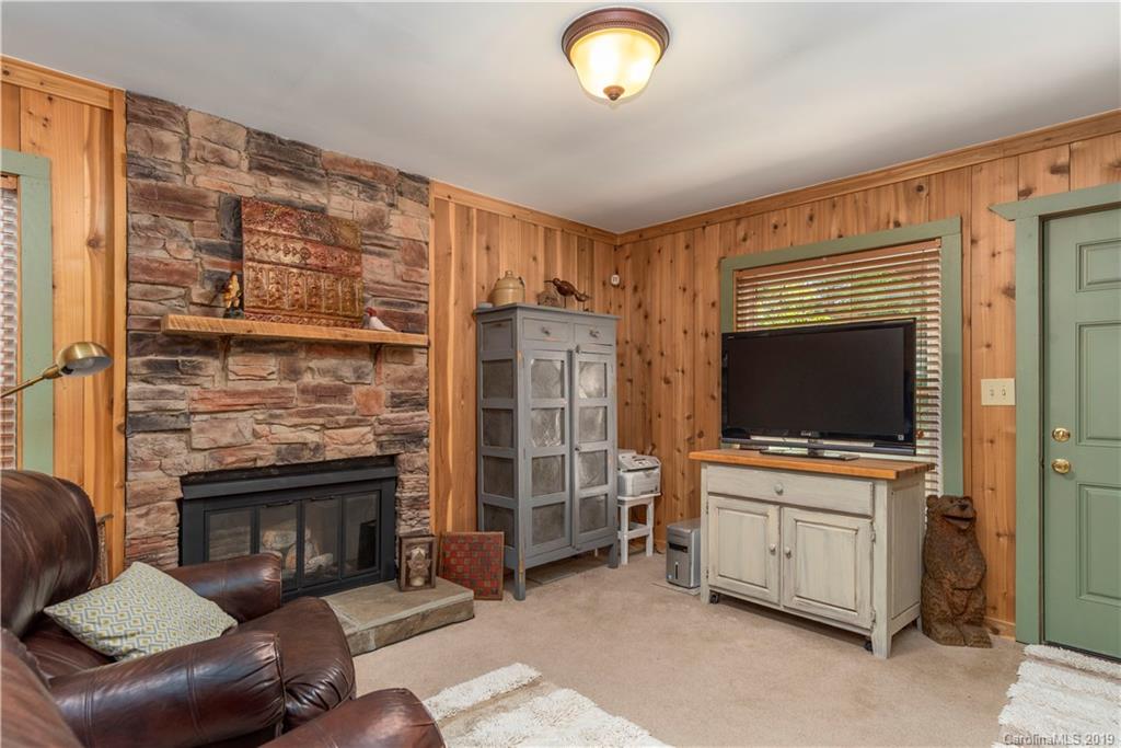 5 Maple Ridge Lane Asheville, NC 28806 - Photo 13 of 25 Gallery Image 13