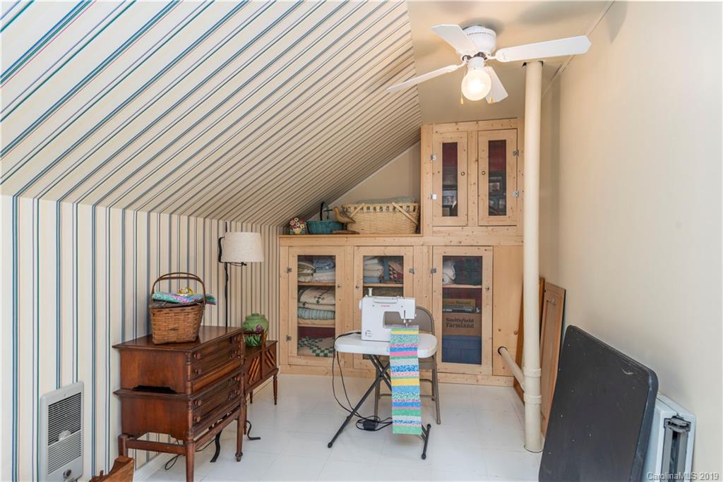 5 Maple Ridge Lane Asheville, NC 28806 - Photo 20 of 25 Gallery Image 20