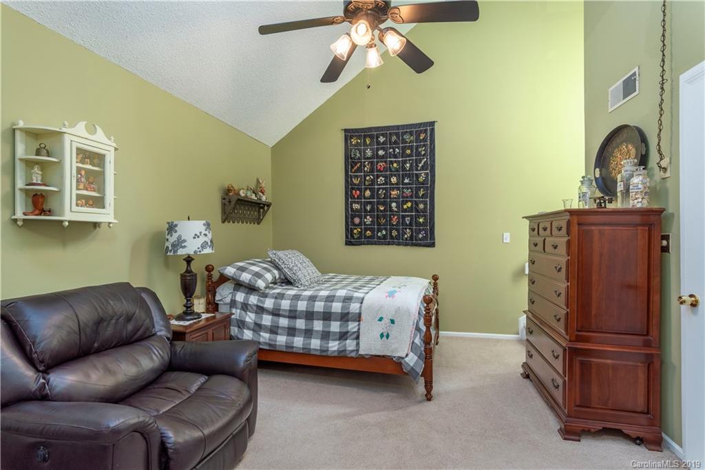5 Maple Ridge Lane Asheville, NC 28806 - Photo 22 of 25 Gallery Image 22