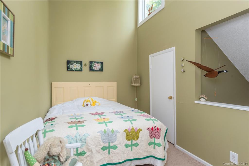 5 Maple Ridge Lane Asheville, NC 28806 - Photo 23 of 25 Gallery Image 23