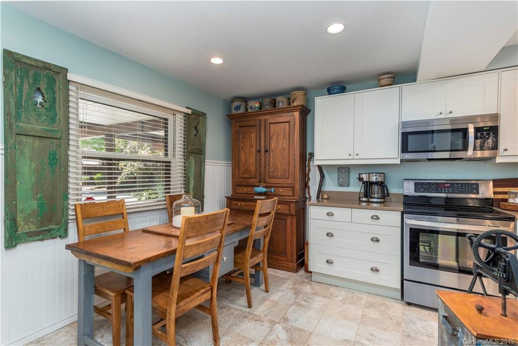 5 Maple Ridge Lane Asheville, NC 28806 - Photo 5 of 25 Gallery Image 5