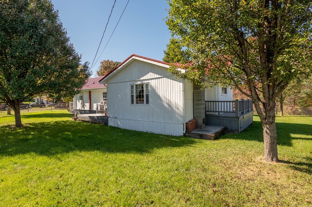 173 Earles Road Rural Retreat, VA 24368 - Photo 36 of 58 Gallery Image 36