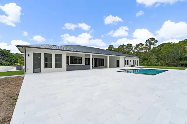 $5,000,000 | 12850 152nd Street North, Jupiter, FL 33478