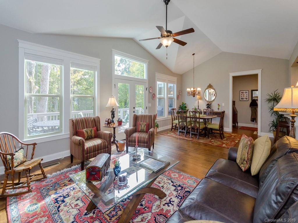 505 Monarch Road Hendersonville, NC 28739 - Photo 8 of 25 Gallery Image 8
