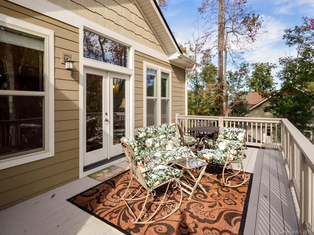 505 Monarch Road Hendersonville, NC 28739 - Photo 9 of 25 Gallery Image 9