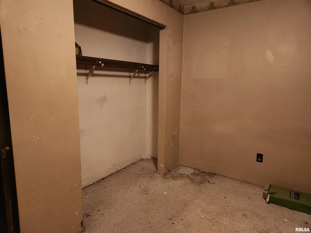 $85,000 | 3547 North Illinois Highway, Waltonville, IL 62894