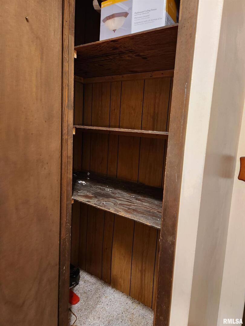 3547 Highway 148 Waltonville, IL 62894 - Photo 16 of 29 a view of walk in closet