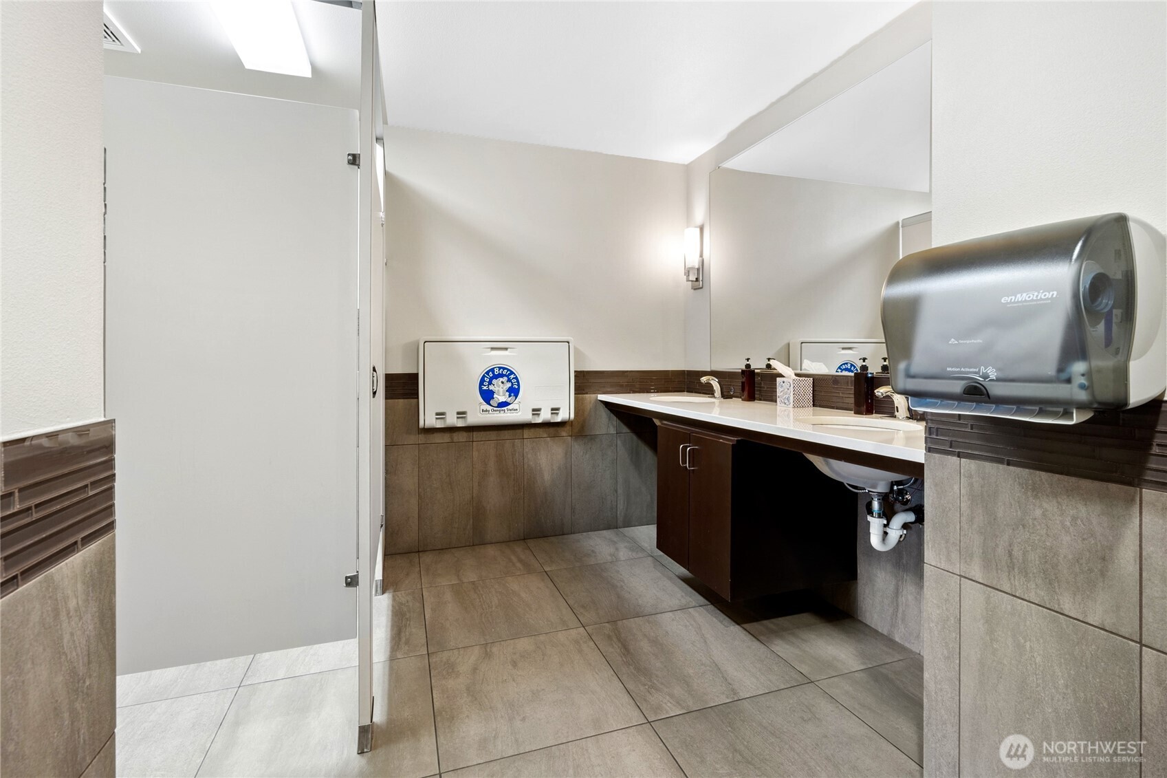 812 Davis Place South Seattle, WA 98144 - Photo 24 of 34