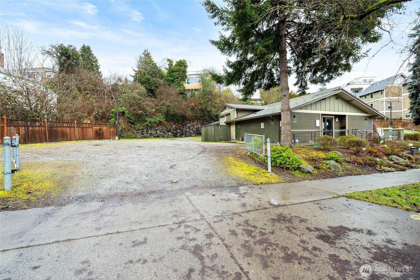 812 Davis Place South Seattle, WA 98144 - Photo 31 of 34