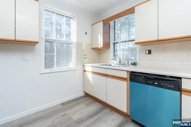 $3,995 | 6 Jersey Street, Bloomfield, NJ 07003