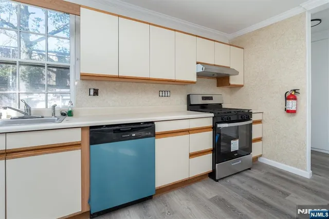 $3,995 | 6 Jersey Street, Bloomfield, NJ 07003