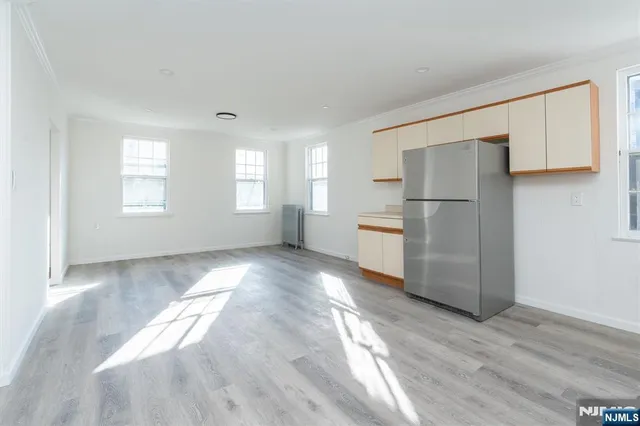 $3,995 | 6 Jersey Street, Bloomfield, NJ 07003