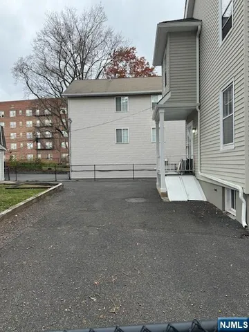 $3,995 | 6 Jersey Street, Bloomfield, NJ 07003