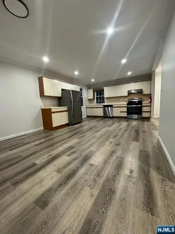 $3,995 | 6 Jersey Street, Bloomfield, NJ 07003