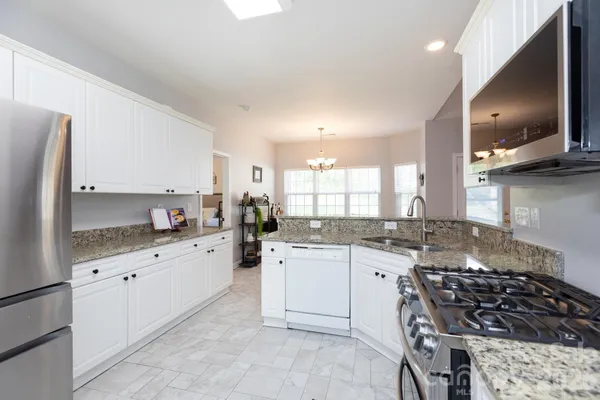 $450,000 | 12015 Hampton Pl Drive, Charlotte, NC 28269