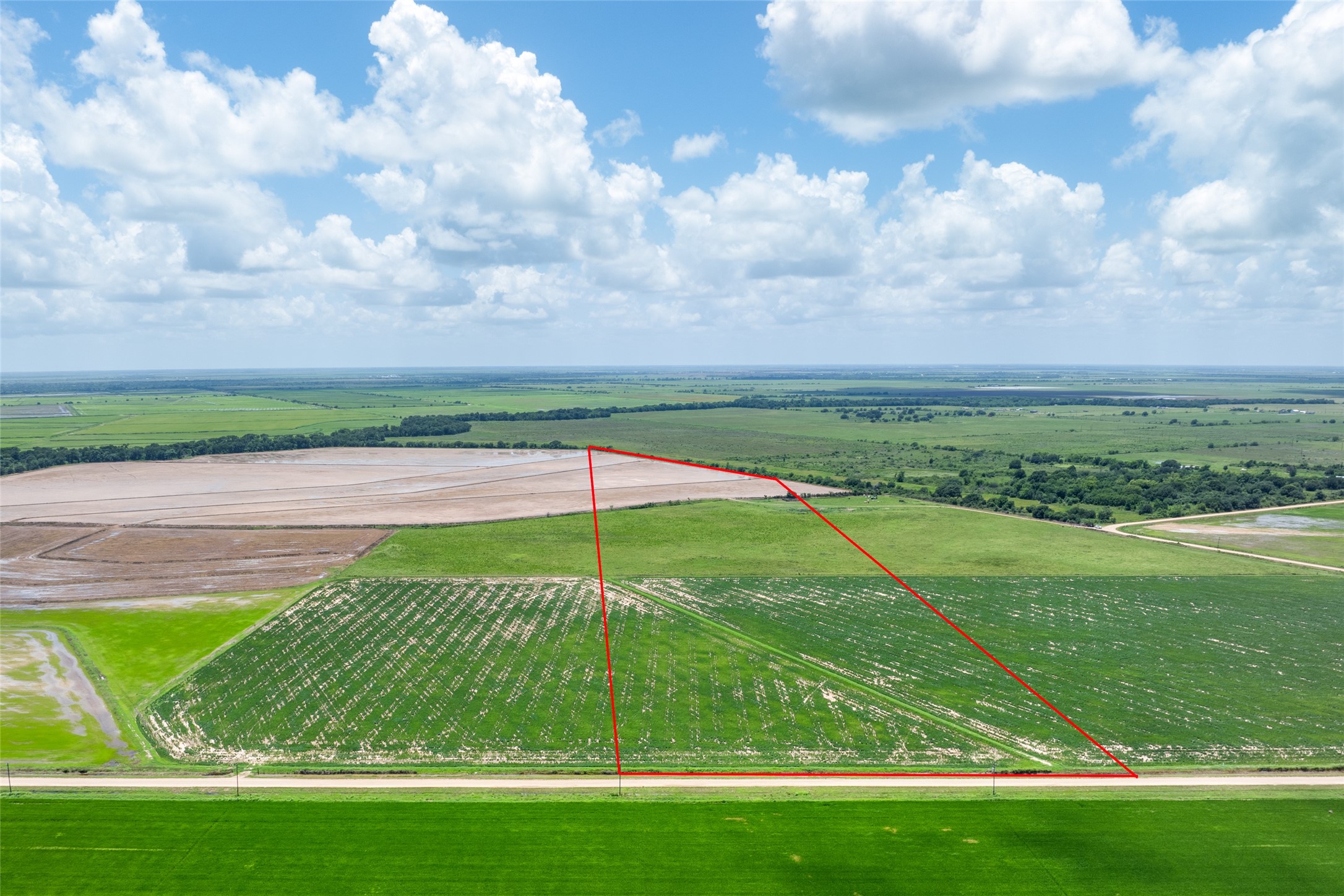 0 Cr 285 Lissie Tx 77454 East Bernard, TX 77435 - Photo 2 of 18 a view of a field with an ocean