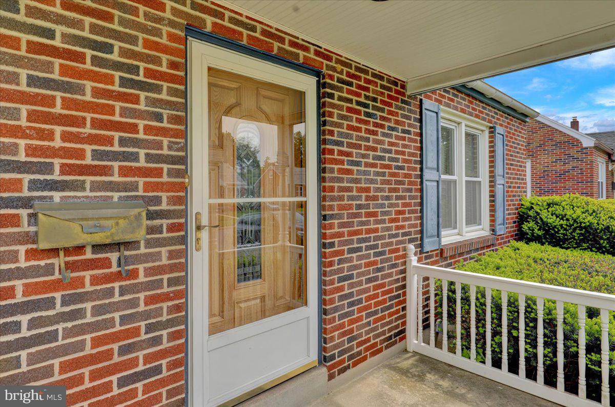 27 Woodland Road Reading, PA 19610 - Photo 4 of 34 a view of a balcony with a door