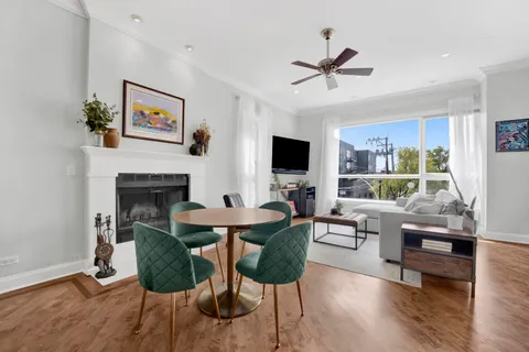 $445,000 | 2414 West Iowa Street, Unit 2, Chicago, IL 60622