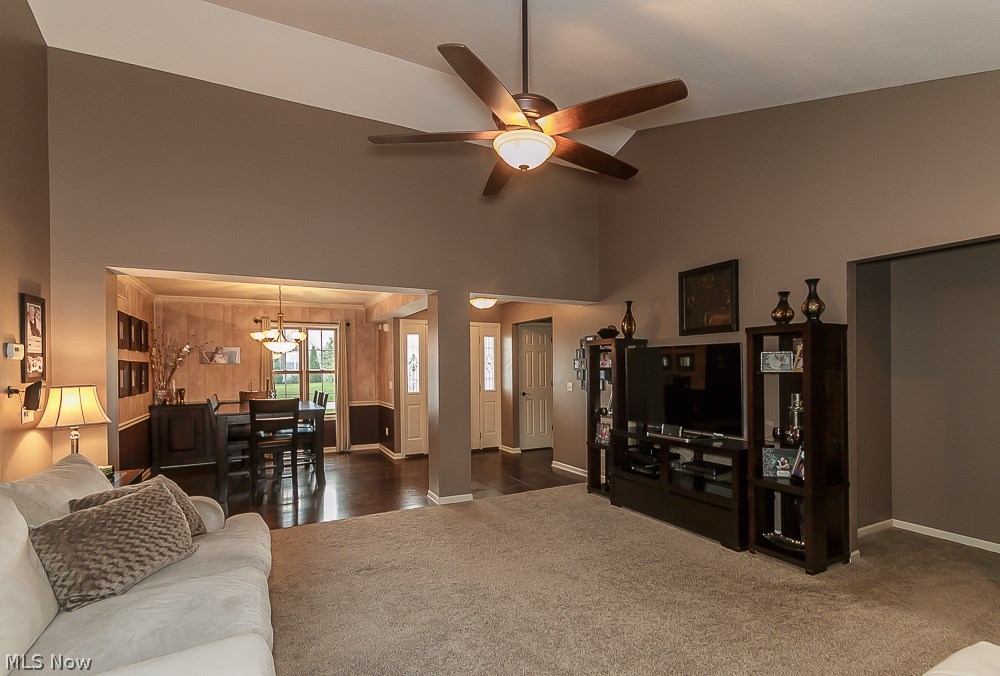 11575 Riding Trail Painesville, OH 44077 - Photo 4 of 27