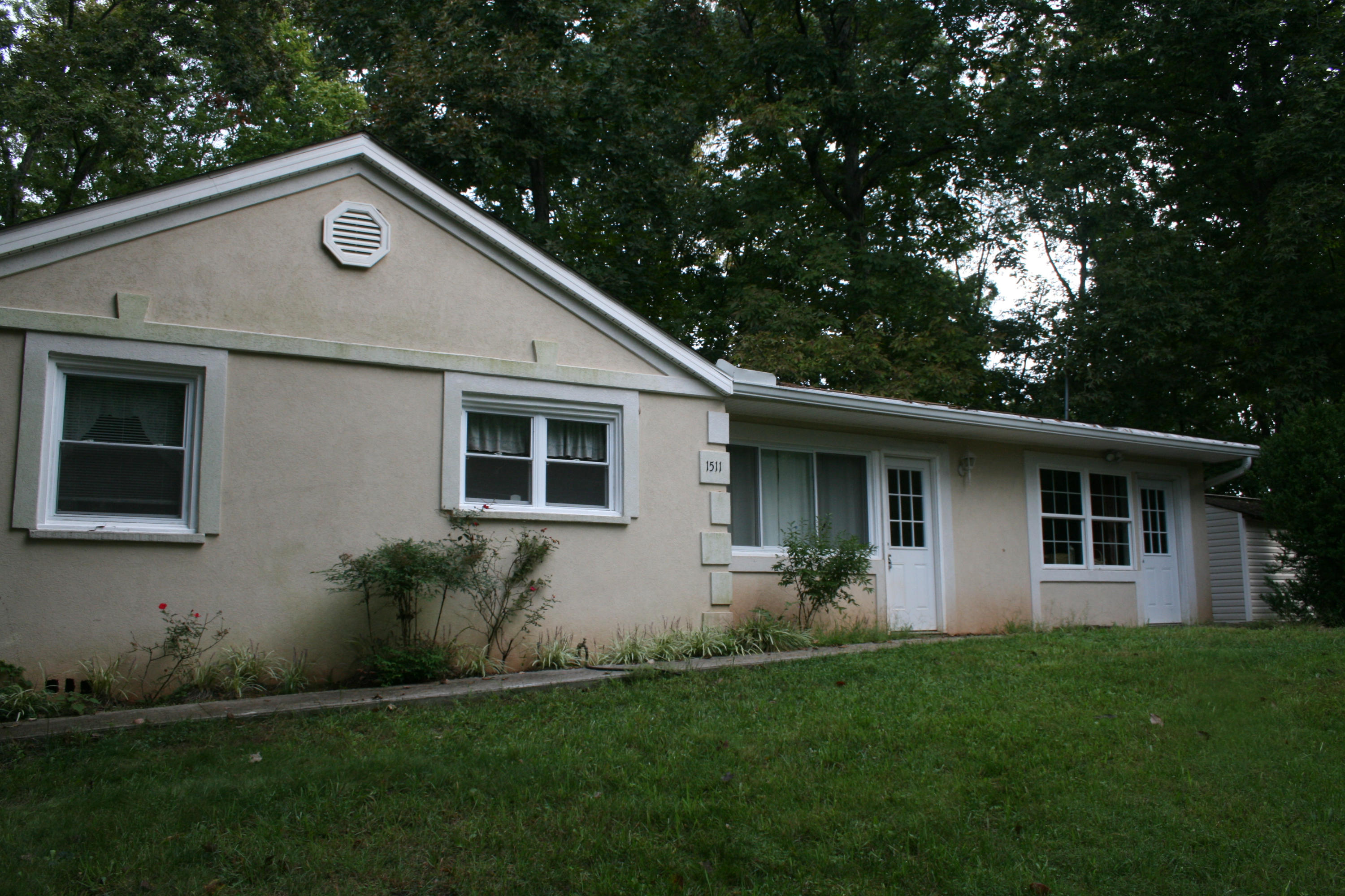 1511 Smallman Road Knoxville, TN 37920 - Photo 2 of 30 IMG_5743